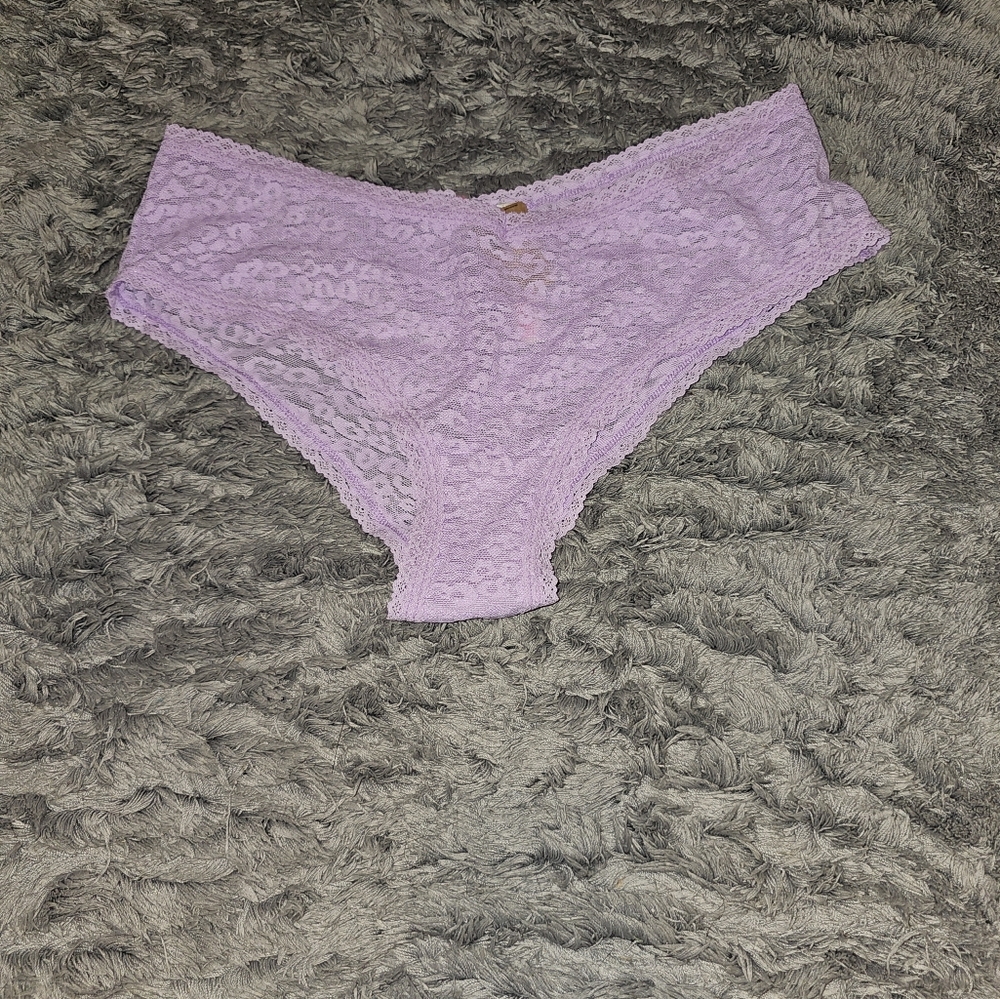 NWT PINK by VS